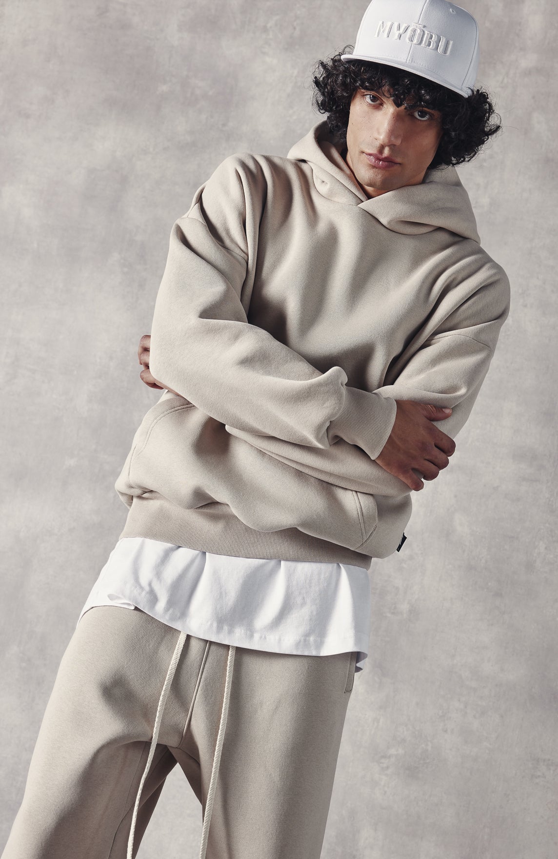 MYŌBU SAND HOODIE