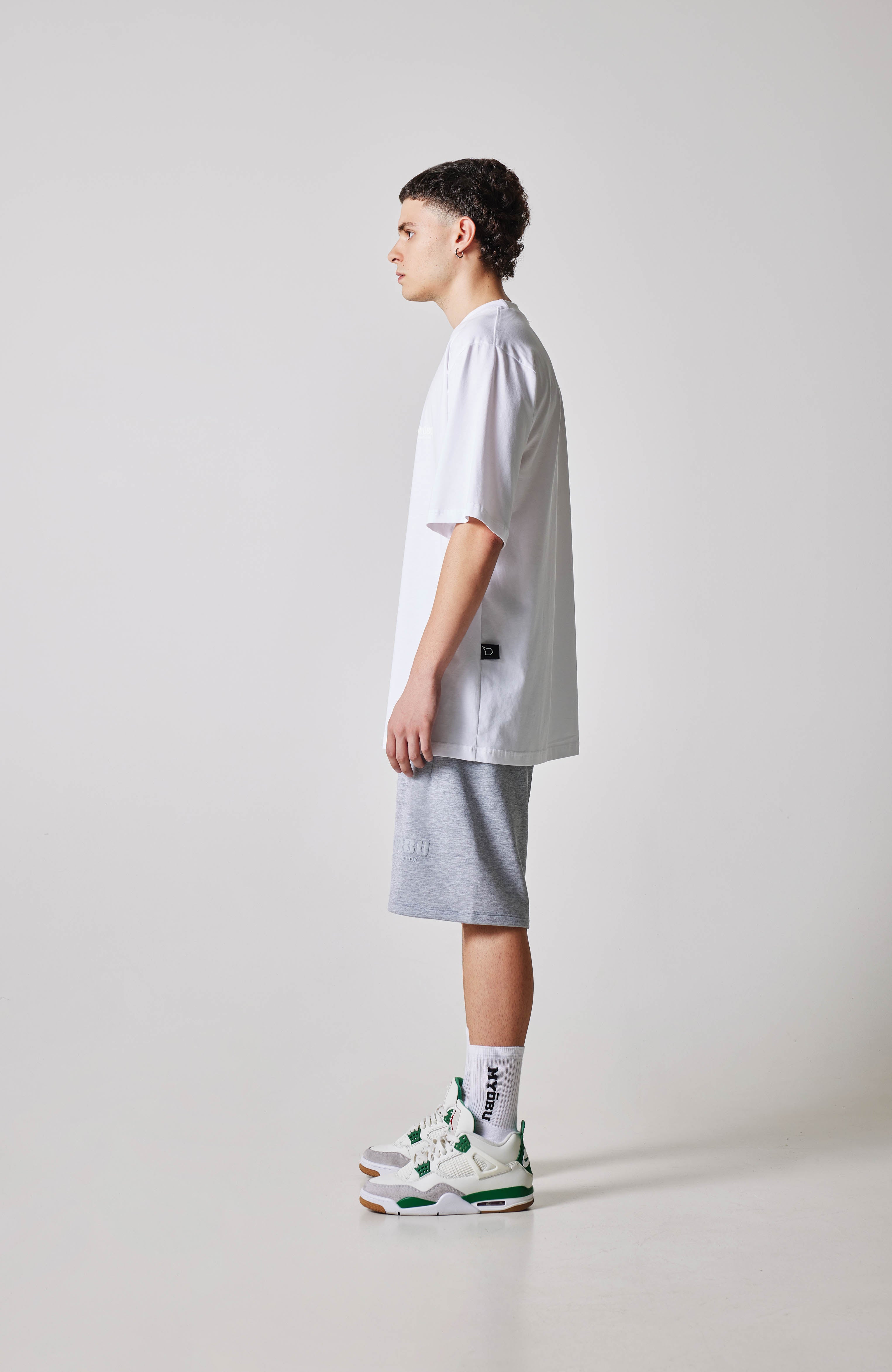 MYŌBU TOTAL WHITE T-SHIRT