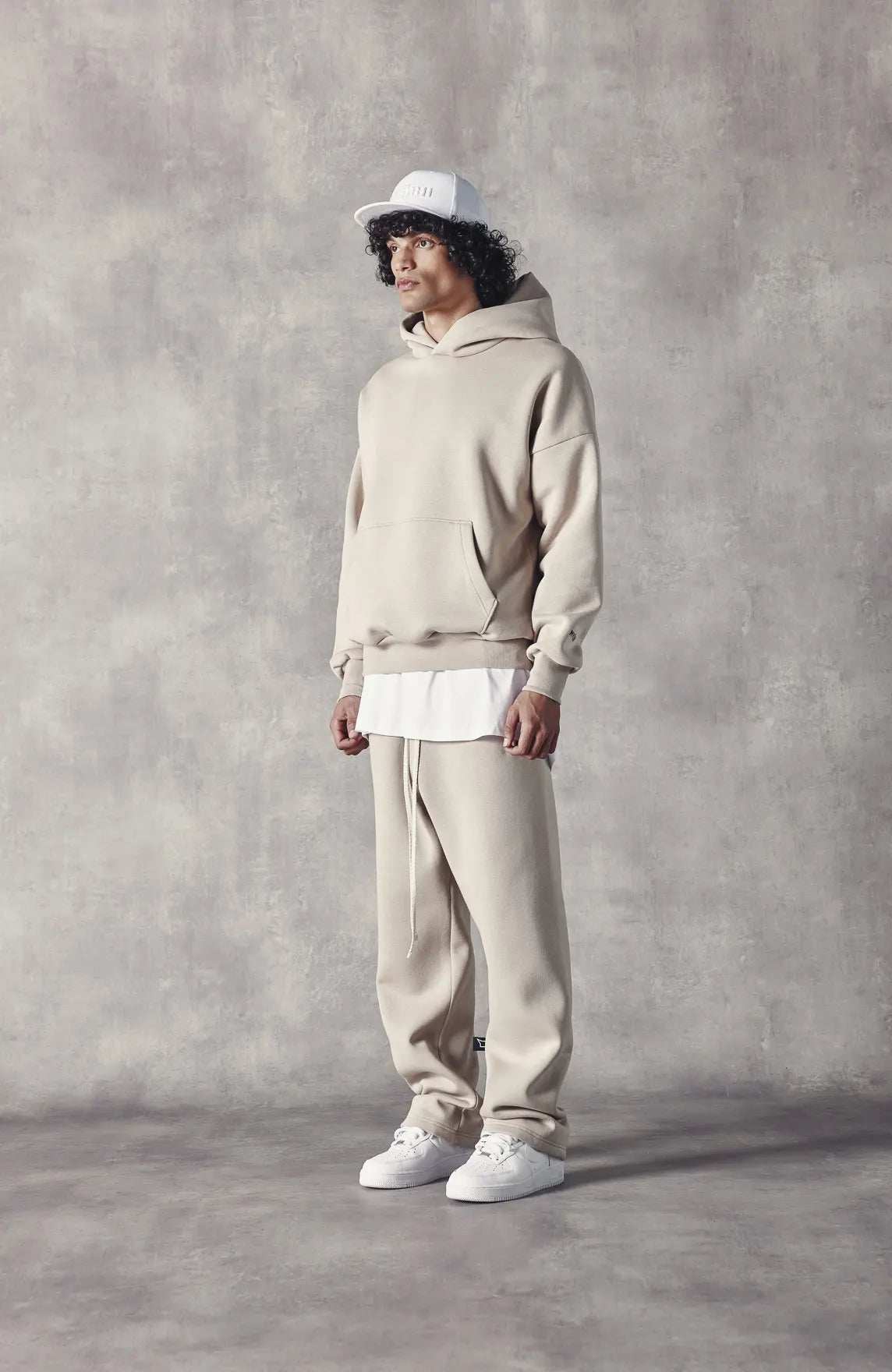 MYŌBU SAND HOODIE