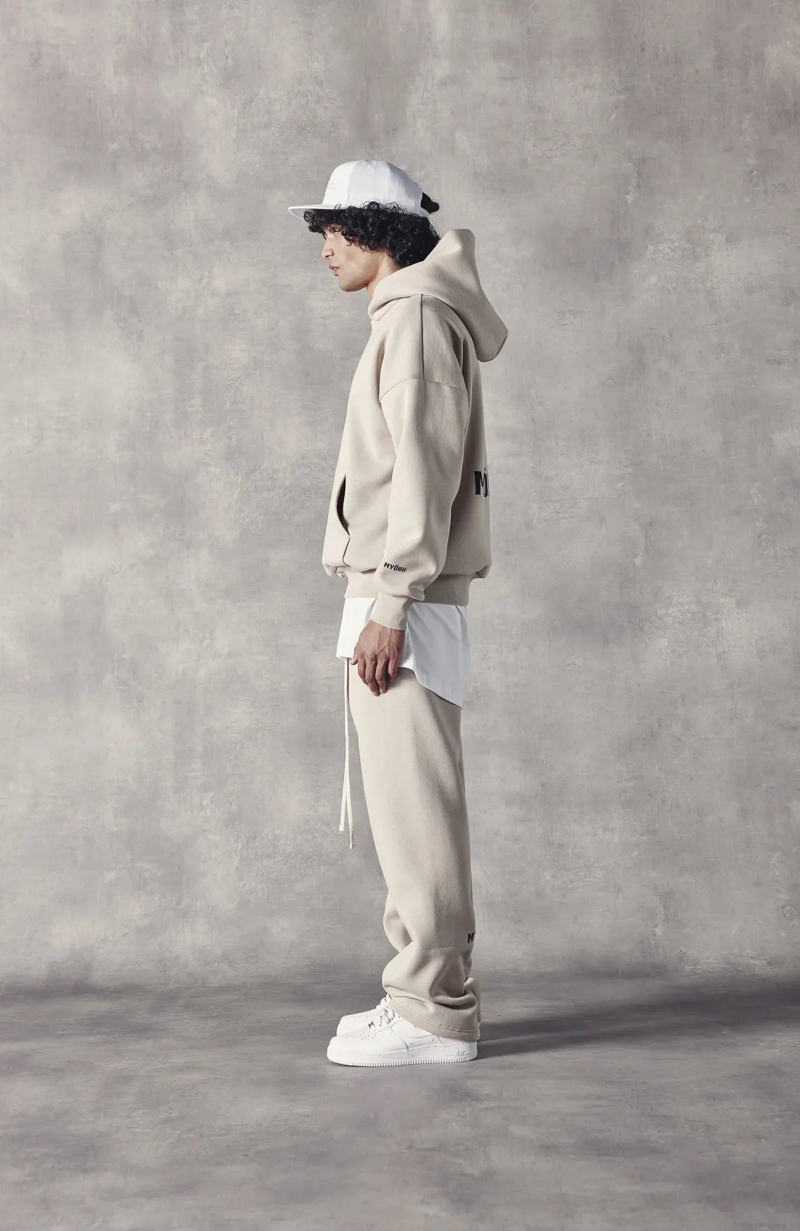 MYŌBU SAND HOODIE