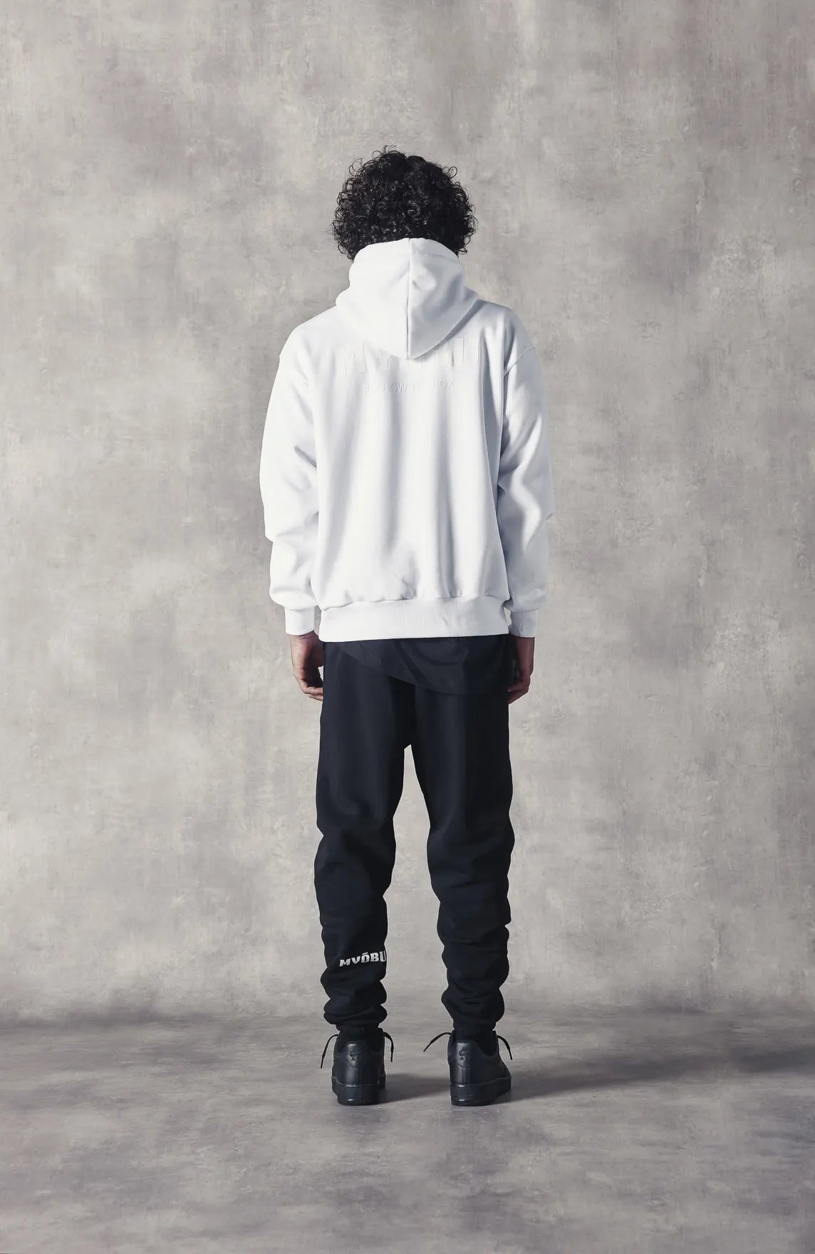 MYŌBU BLACK SWEATPANTS