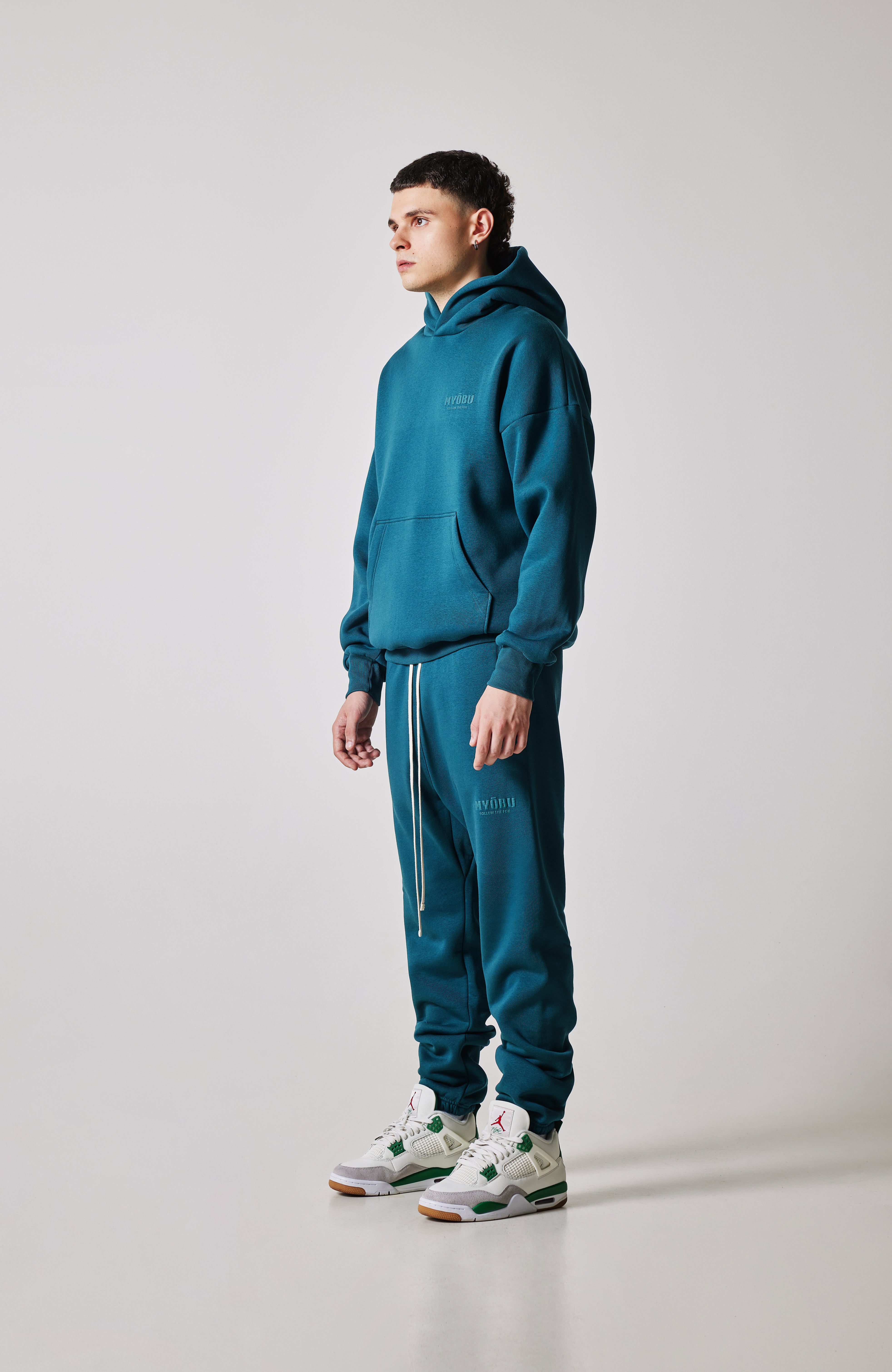 MYŌBU PETROL SWEATPANTS