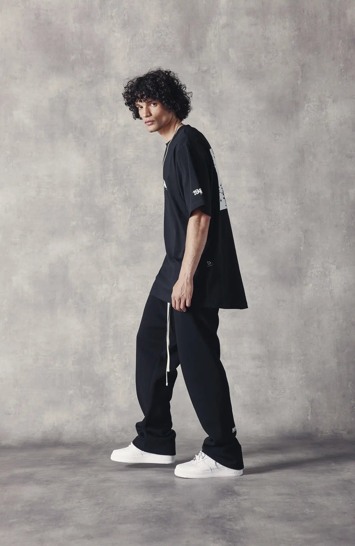 MYŌBU BLACK RELAXED SWEATPANTS